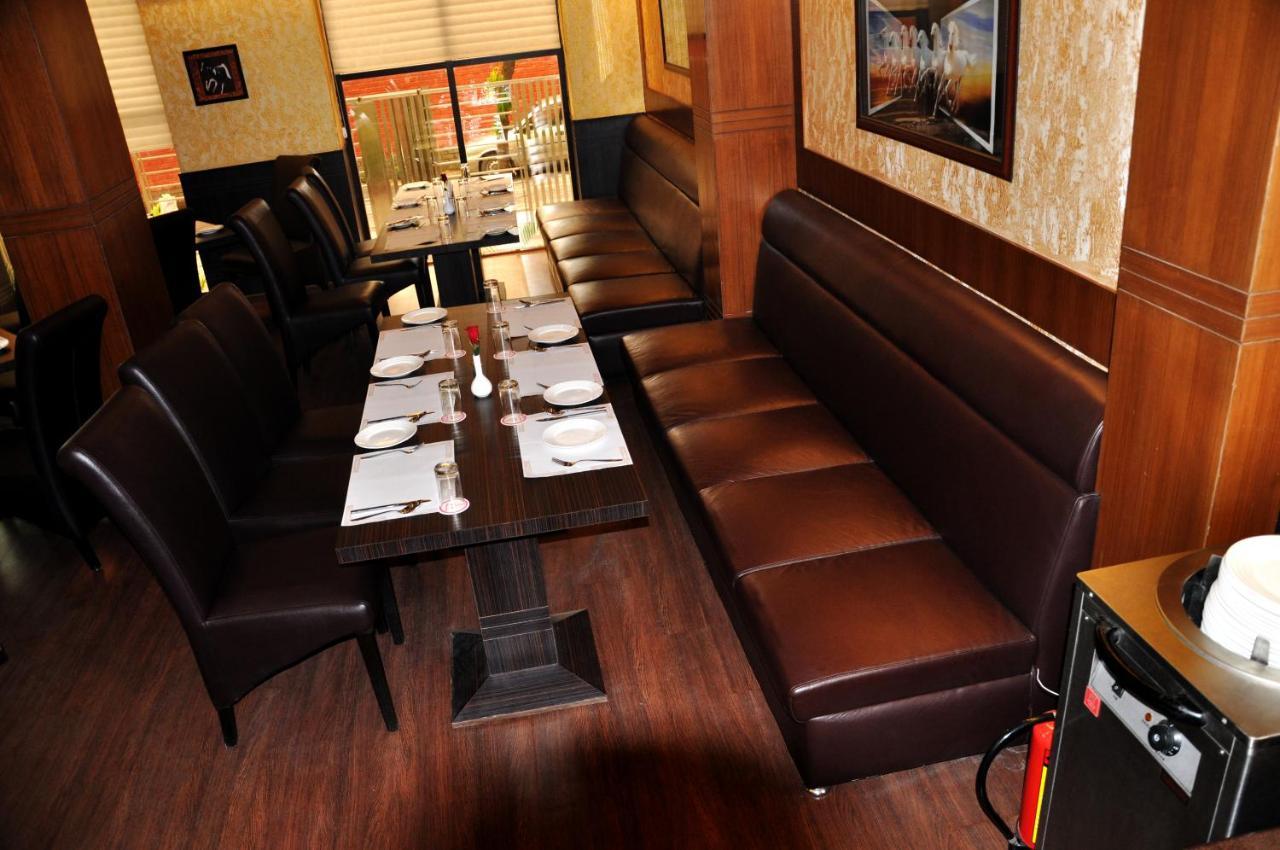 Divine Paradise Tavisha New Delhi Exterior photo