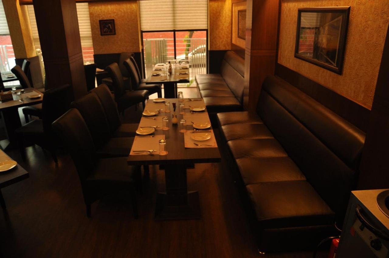 Divine Paradise Tavisha New Delhi Exterior photo